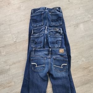 Lot of 3 AE jeans
